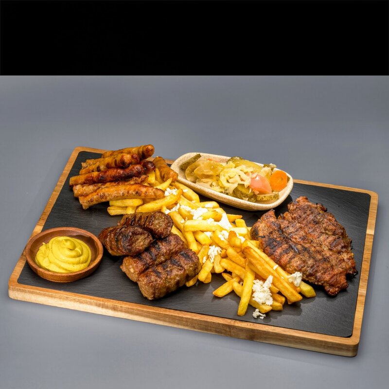 South Burger Garden, restaurant specializat in hamburgeri,